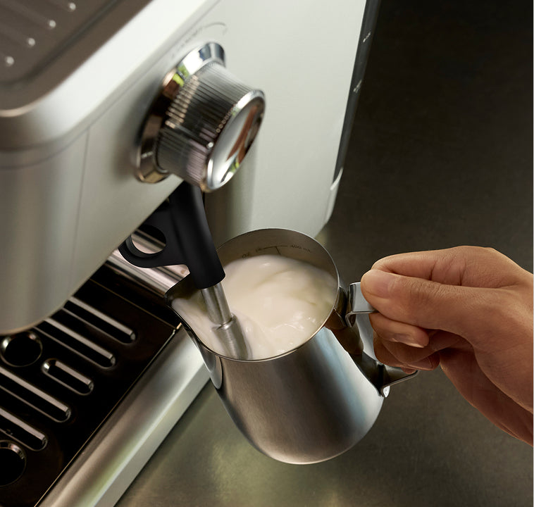 mova s20 pro siebtraegermaschine manuelles aufschäumen von milch