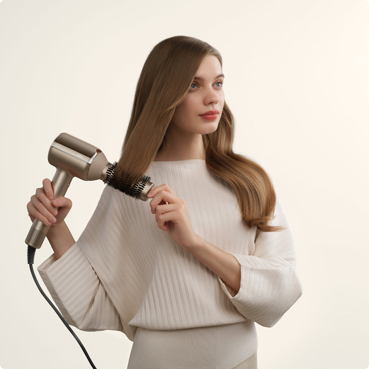 mova shine 20 volumizing air comb