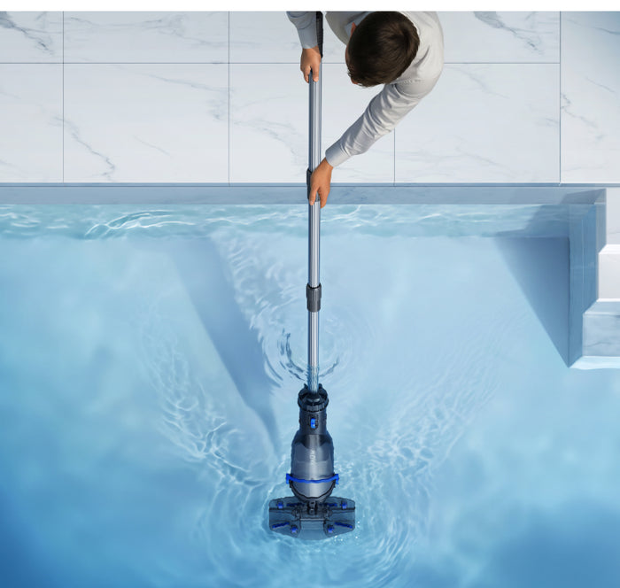 Teleskopstiel für gute Tiefen-Erreichbarkeit